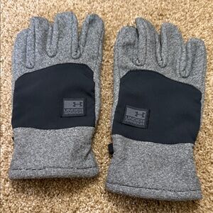 Under Armour Black and Gray Tech Gloves